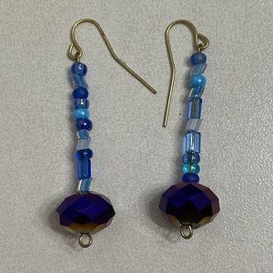 Multi Blue Colored Beaded Earring with Sapphire Blue Bead.